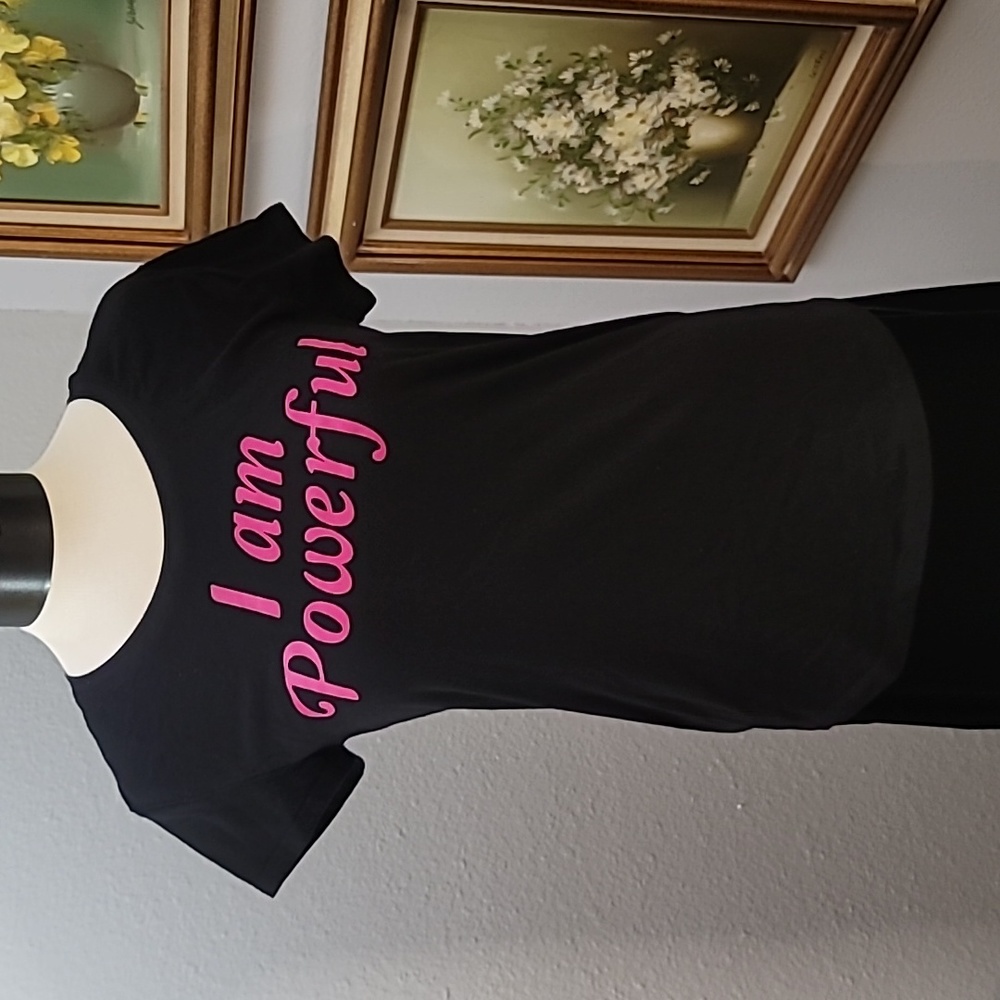 City Streets Brand I Am Powerful Black Hot Pink Tee Shirt Small